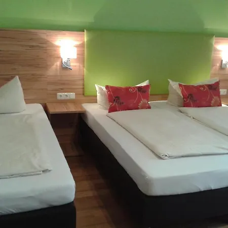 בית הארחה Haydn 2*